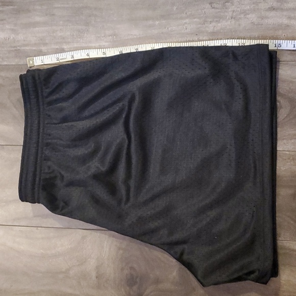 NWOT Womens Champion Shorts sz L - Picture 4 of 4